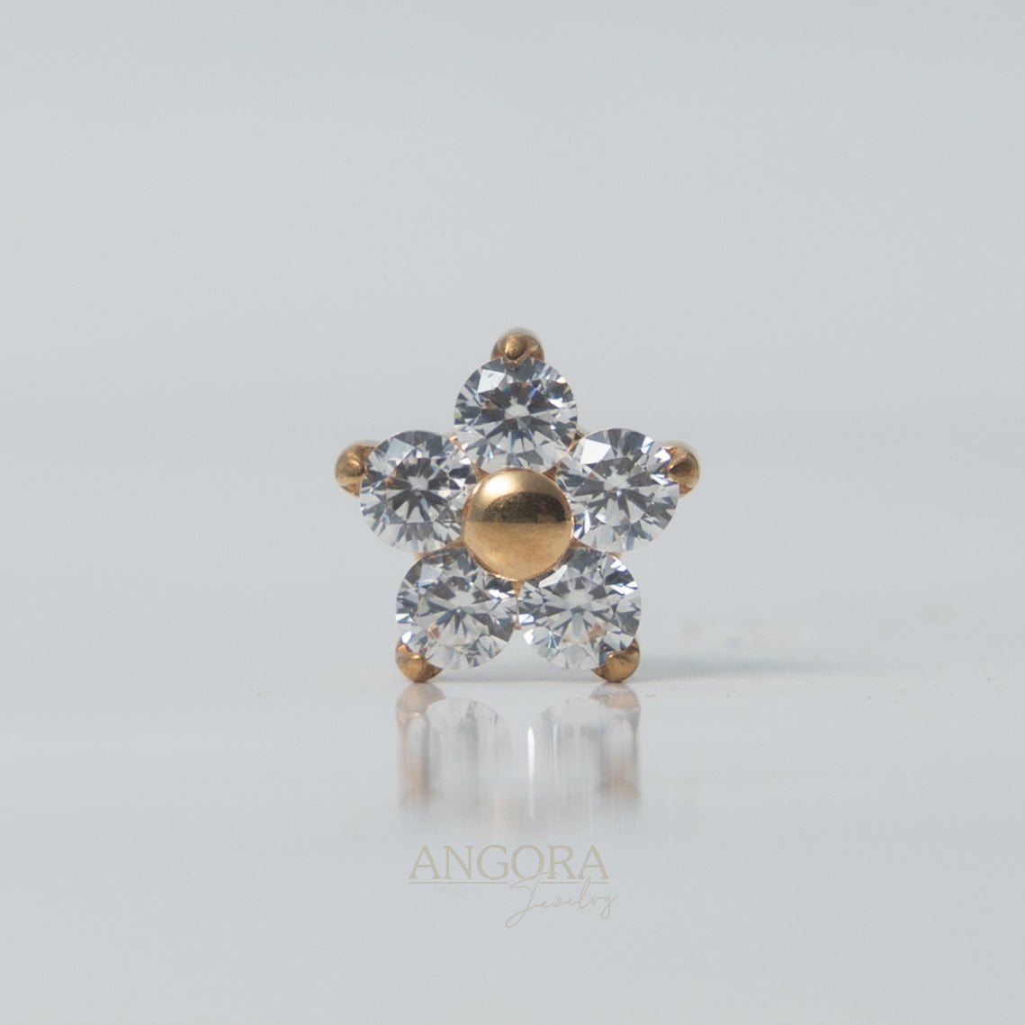 Centro de circonitas con forma de flor de lujo