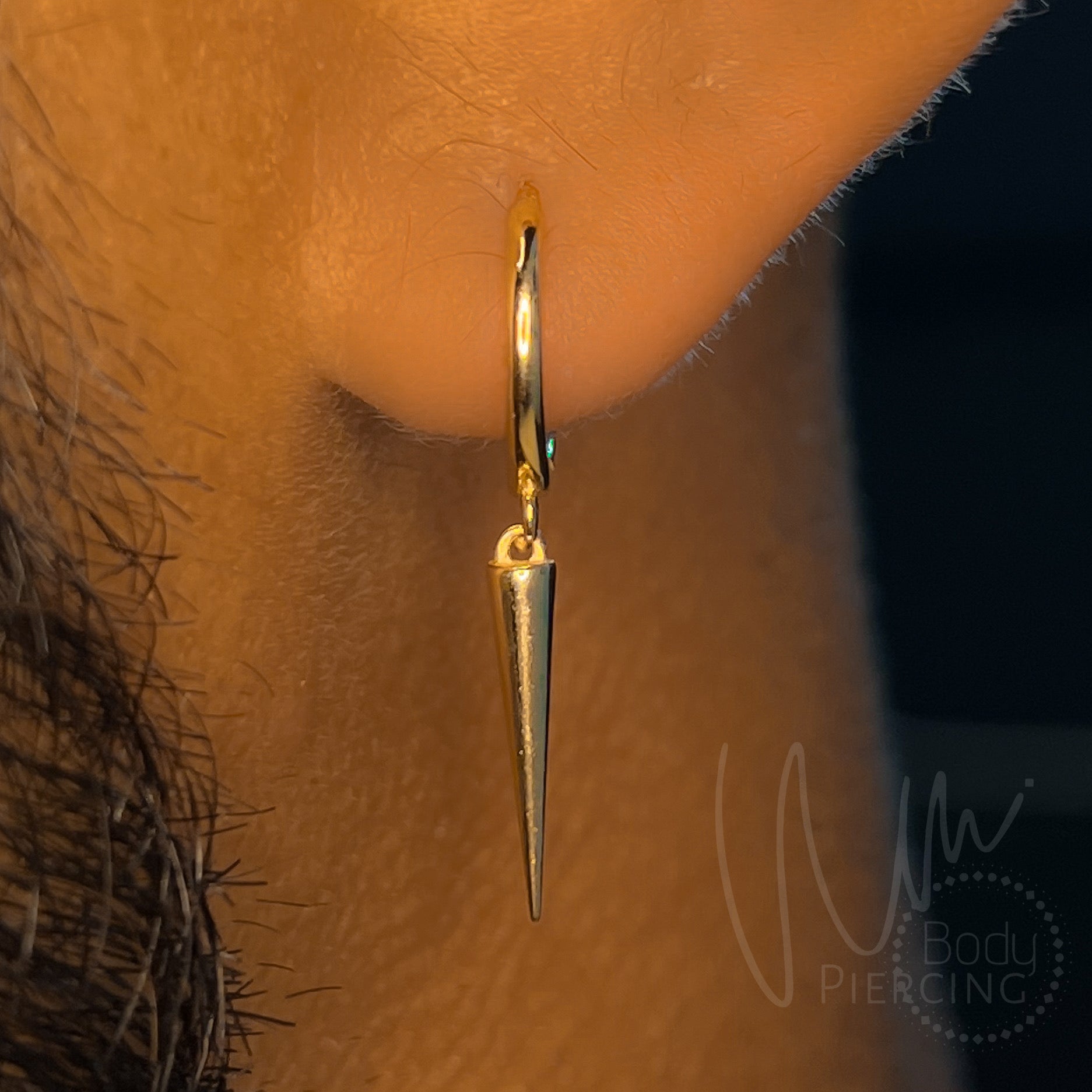 Clicker Hanger Spike Oro macizo de 14k