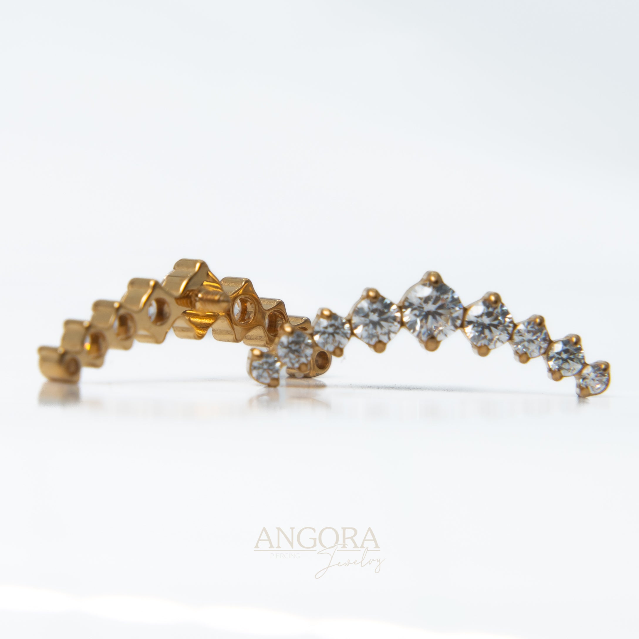 Cluster nine zircons deluxe